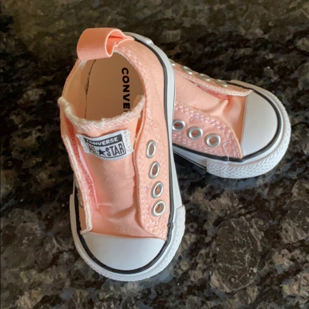 Brand new! Pink converse sneakers